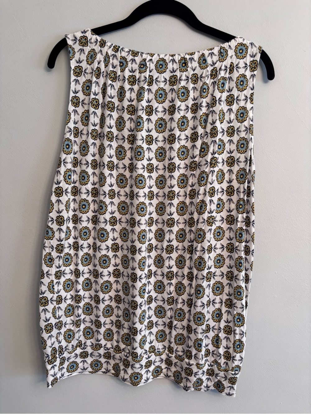 LOFT Sleeveless Top - Picture 6 of 8